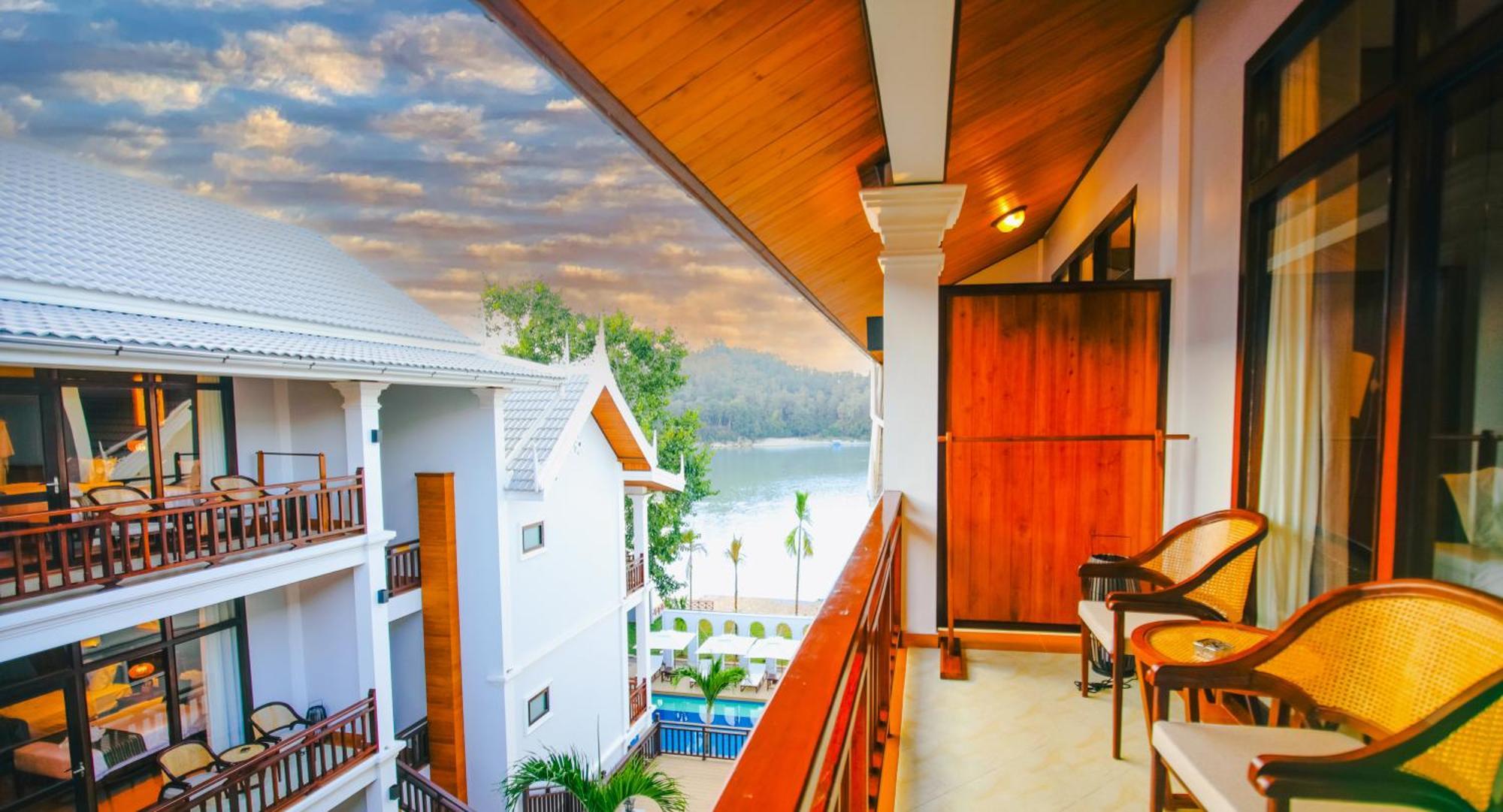 Relaxful Hotel泊岸酒店 Luang Prabang Exterior foto