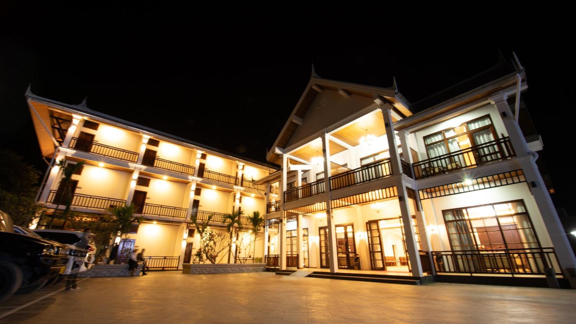 Relaxful Hotel泊岸酒店 Luang Prabang Exterior foto